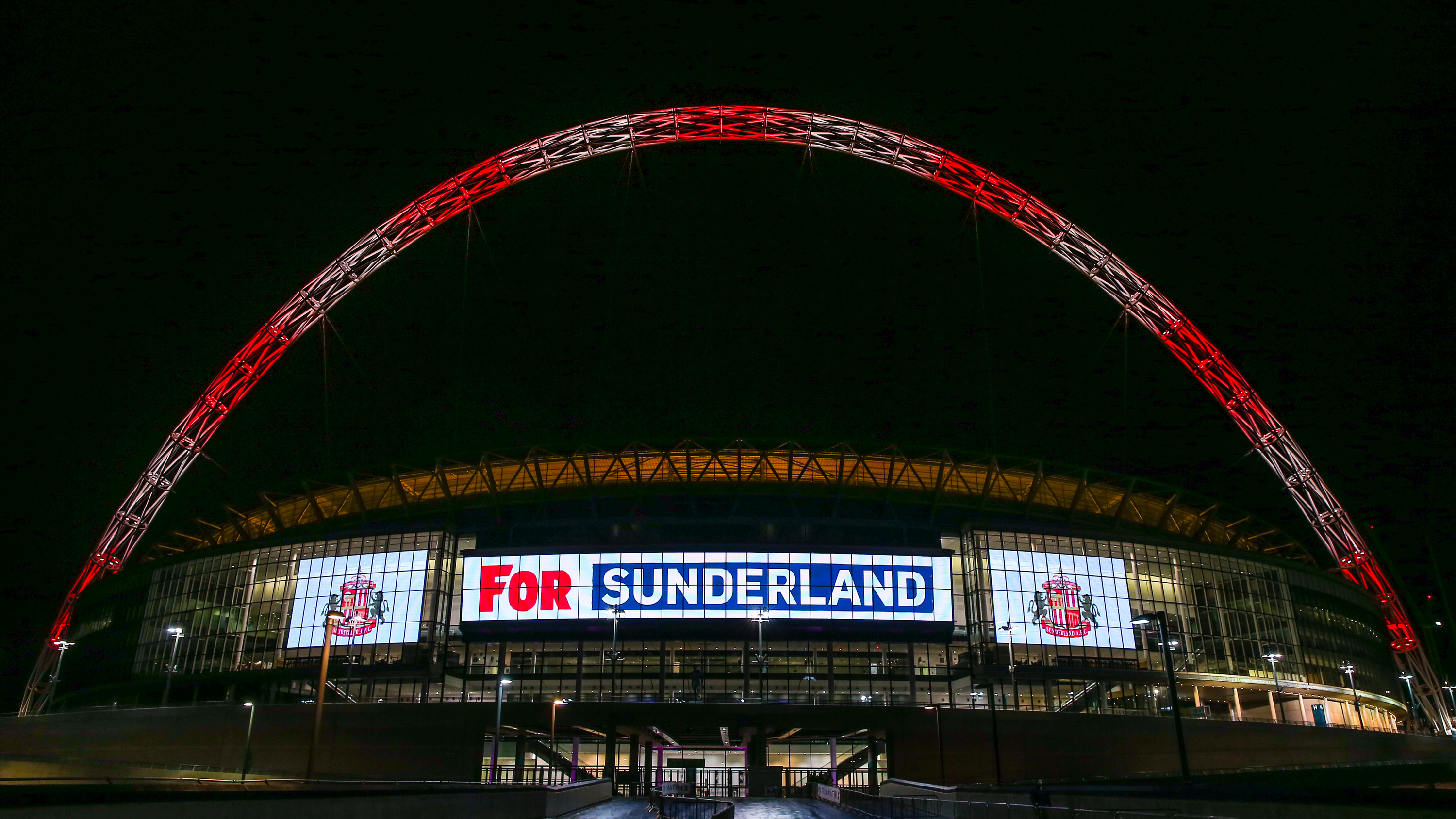 O dia do alívio chegou: O Sunderland vence em Wembley e, depois de